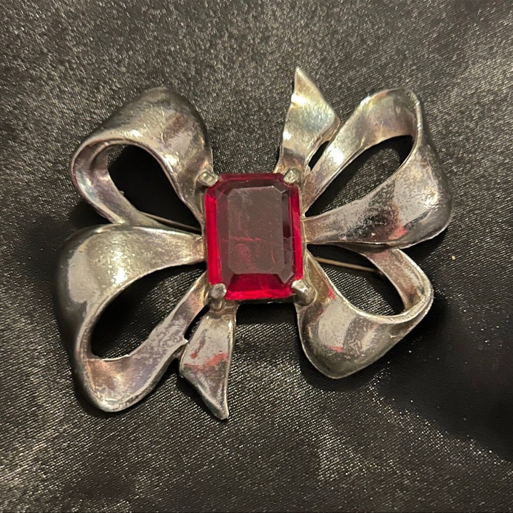 Huge Vintage Crimson Bow Brooch - Stunner from the 40s /  50s